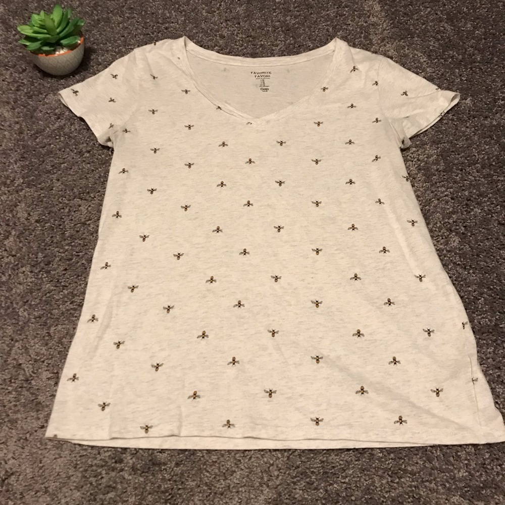 Women’s Gap Favorite Tee